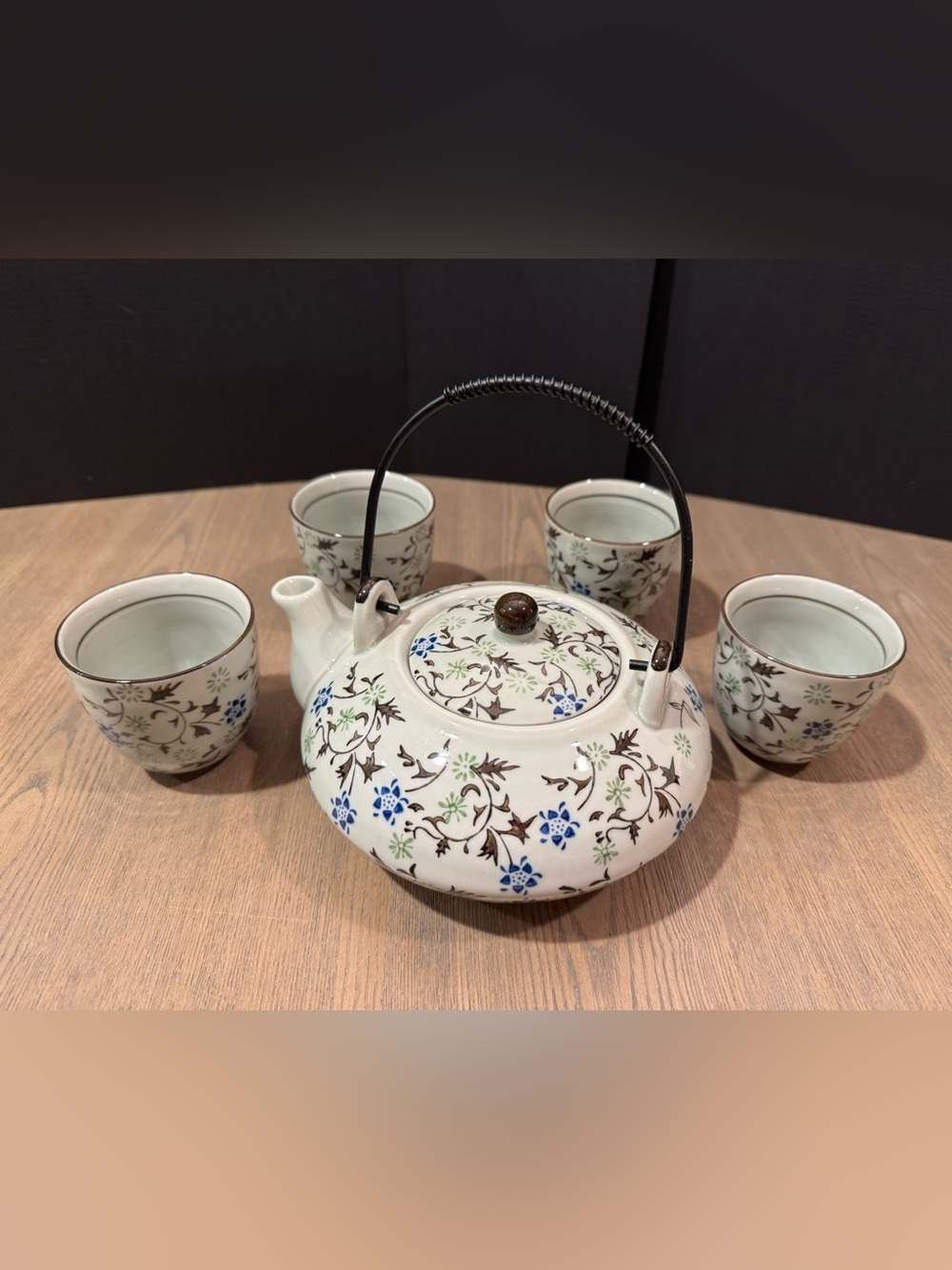 Pier I Imports Hand Painted Floral Tomoko Porcelain Tea Set with 4 cups and Lid
